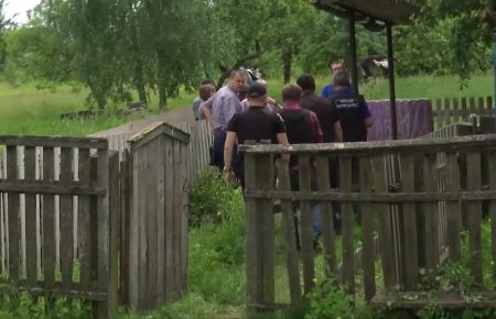 Житомирщина: біологічний батько вбив дитину після того, як відсудив її у прийомної родини — поліція