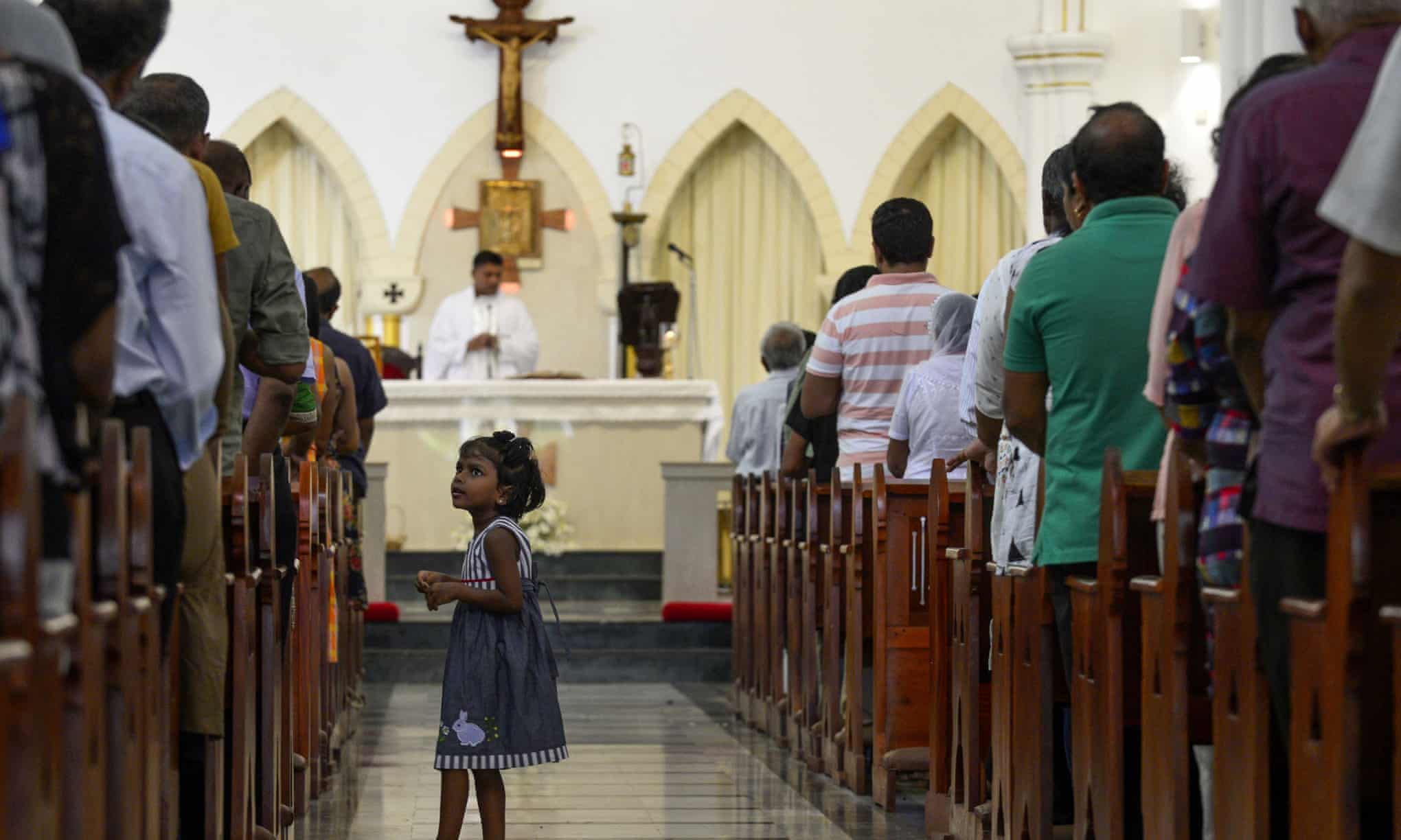 На Шрі-Ланці вперше після терактів католицькі церкви провели недільні служби