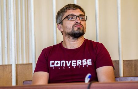 Окупаційний суд Криму залишив блогера Нарімана Мемедемінова під вартою