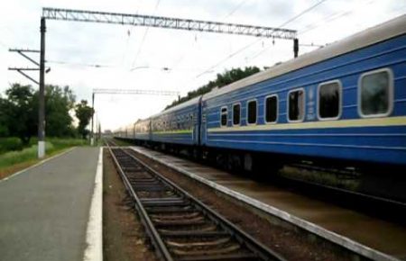 У Київській області поїзд збив 17-річного хлопця, він у реанімації