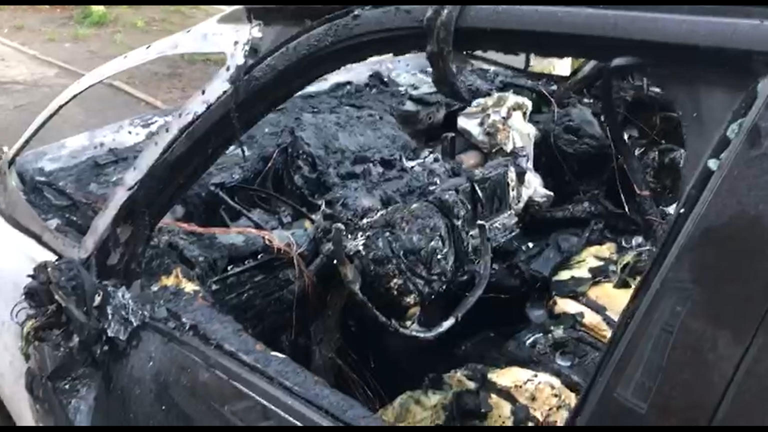 Головному редактору каналу ТВі Єгорову спалили авто