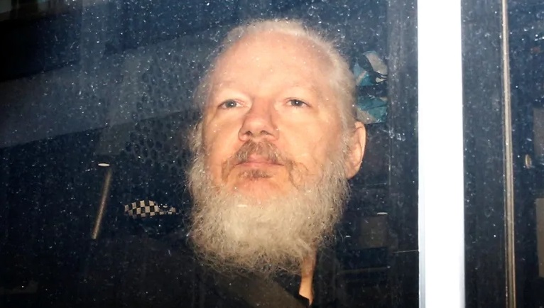 Швеція відновила справу проти засновника WikiLeaks Ассанжа, звинуваченого у зґвалтуванні