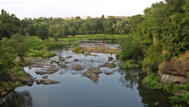 Хімікати у річці Рось: Умань та Білу Церкву відключили від водопостачання