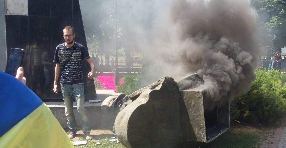 У Харкові поліція відкрила два кримінальні провадження через знесення пам’ятника Жукову