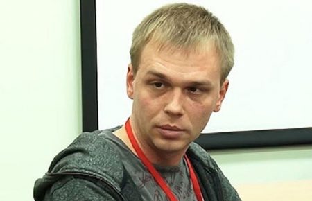Затриманого російського журналіста Голунова суд відправив під домашній арешт