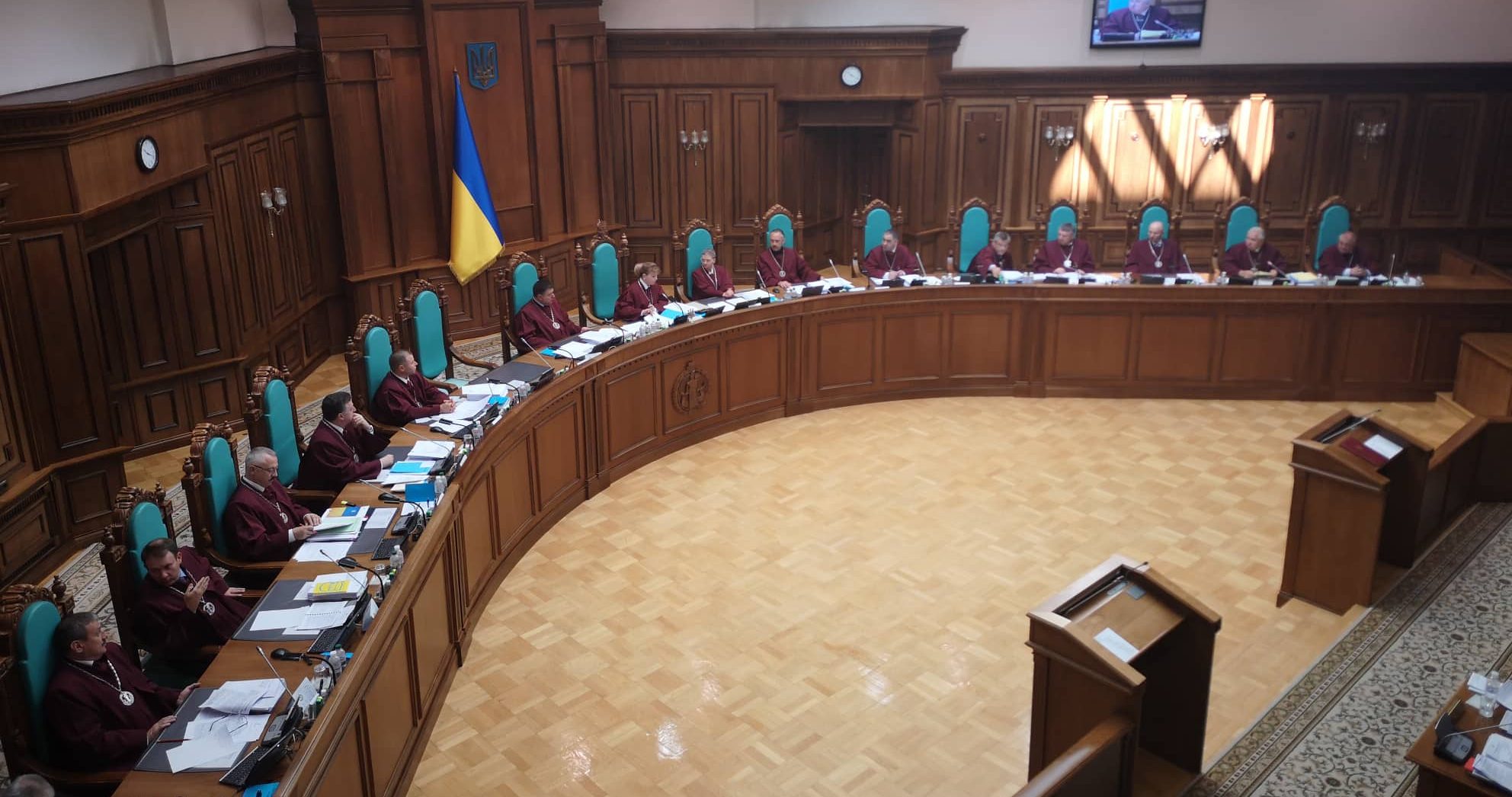 Засідання Конституційного суду щодо законності указу Зеленського про розпуск Ради