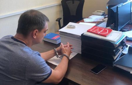 Луценко: ГПУ та СБУ затримали самопроголошеного керівника «Центральної виборчої комісії ДНР»