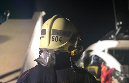 Володимира Кличка з друзями врятували з яхти у Середземному морі, на якій сталася пожежа