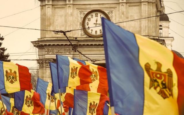 Політична криза, двовладдя чи переворот: що відбувається в Молдові?