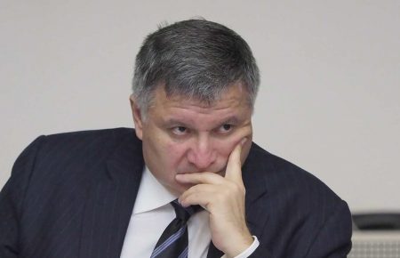 Петиція за відставку Авакова набрала необхідну кількість підписів