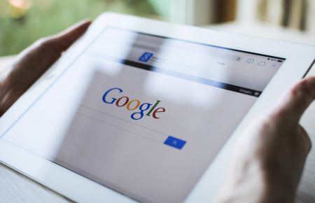 Коронавірус, Навальний та «Холостячка»: що найчастіше українці шукали у Google у 2020 році
