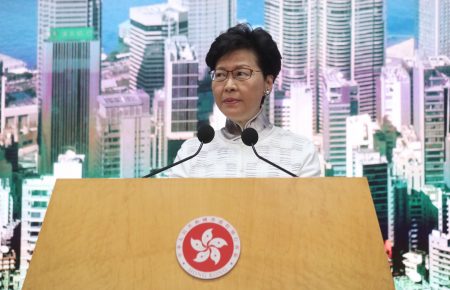 Протести у Гонконгу: влада призупинила роботу над законом про екстрадицію до Китаю