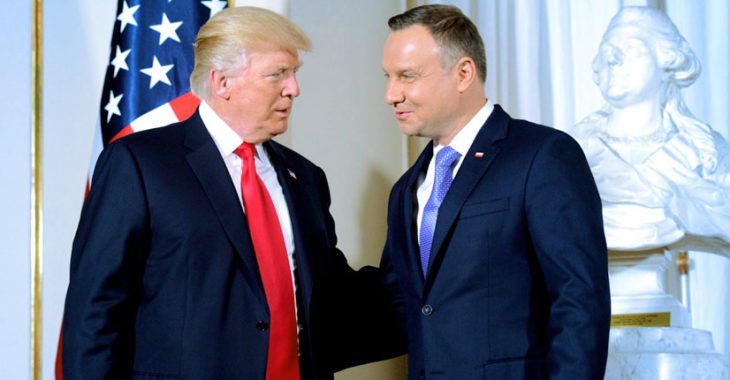 Дуда на зустрічі з Трампом: «Росія вкотре показує своє недобре і неприємне імперське обличчя» Дуда на зустрічі з Трампом: «Росія вкотре показує своє недобре і неприємне імперське обличчя»