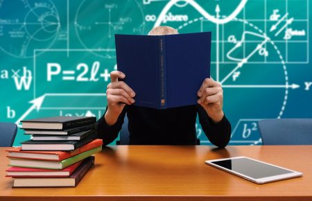 Обов’язковий іспит з математики для випускників: чи потрібен він і яким може бути