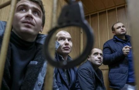 У Москві 17 липня можуть розглянути продовження терміну арешту українським морякам — адвокат