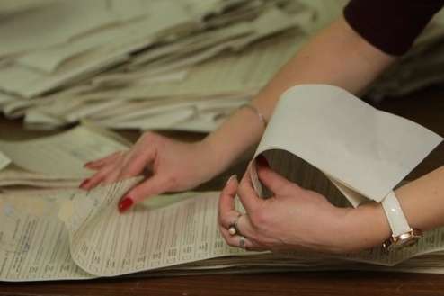 На 20 дільницях Львівської області спостерігачі зафіксували спроби видати бюлетені без паспорта