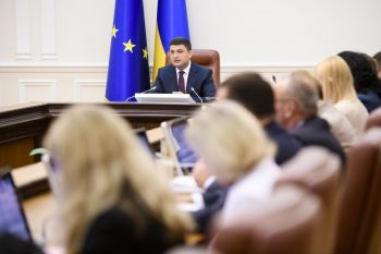 Посаду прем’єр-міністра, ймовірно, розігруватимуть «Слуга народу», «Батьківщина» і «Голос» — Олег Саакян