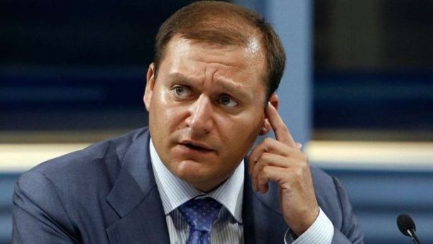 ГПУ допитала Добкіна у справі «замаху на Януковича»