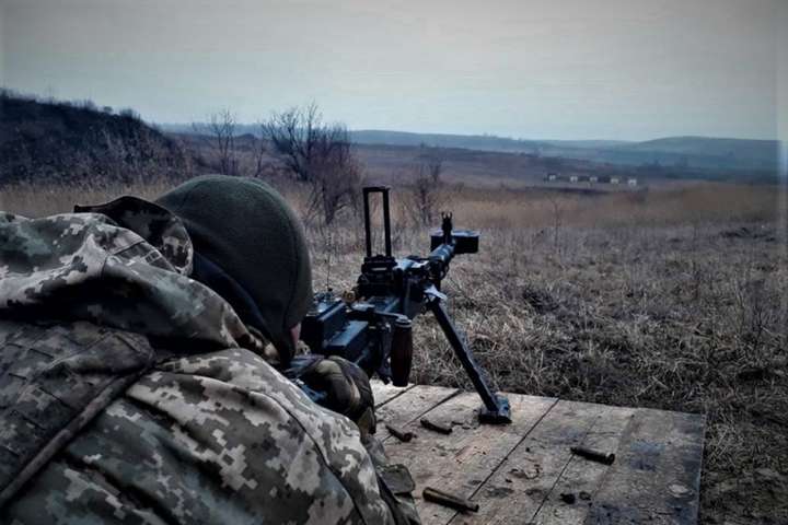 Бойовики двічі обстріляли позиції військових, 1 український боєць зазнав поранення — ООС