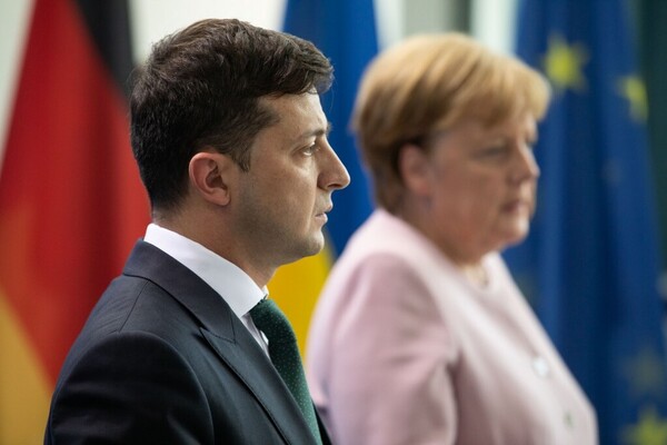Зеленський заявив про наміри домовитися з Меркель про термінову зустріч у нормандському форматі