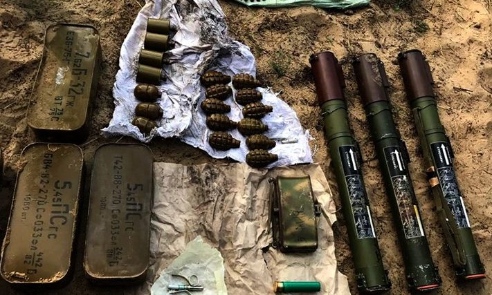 На Луганщині виявили схрон зброї бойовика у розшуку — ООС