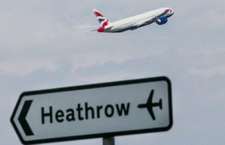 Британський аеропорт Хітроу може скасувати 177 рейсів через страйки