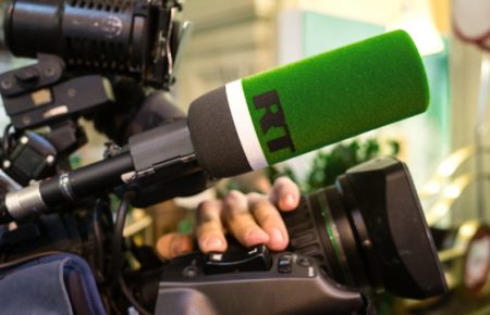 Росія може змінити законодавство, аби оштрафувати іноземні ЗМІ у відповідь на штраф RT