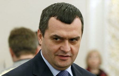 Суд заочно заарештував колишнього міністра внутрішніх справ Захарченка