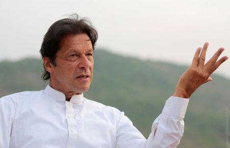 Прем'єр Пакистану закликав світову спільноту оцінити ризики через ядерний арсенал Індії