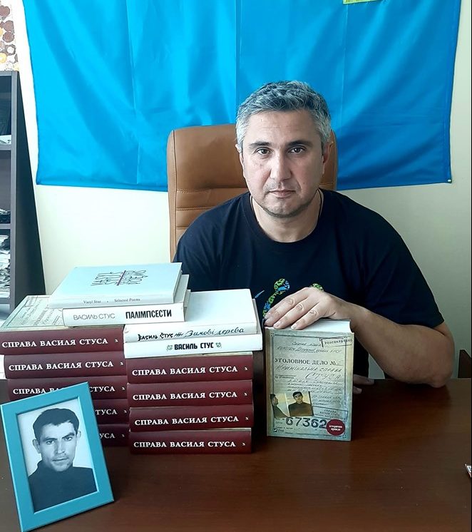 Кіпіані повідомив, що Медведчук хоче заборонити випуск та поширення його книги «Справа Василя Стуса»