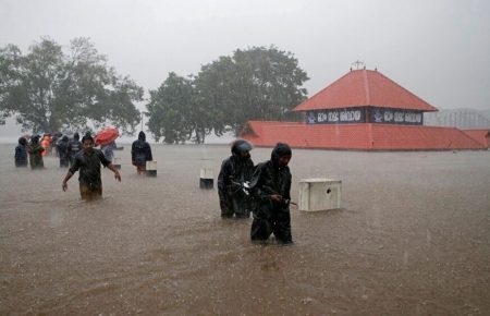 Кількість загиблих унаслідок повені в Індії сягає близько 200
