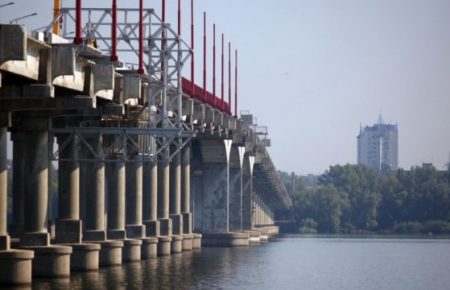 У міськраді Дніпра проводять обшуки через кримінальне провадження, пов’язане з ремонтом мосту