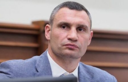 Кличко позивається до суду проти Гончарука та Богдана