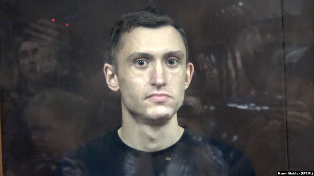 «Ти наш 25 моряк»: звільнений український моряк підтримав засудженого у Росії активіста Котова