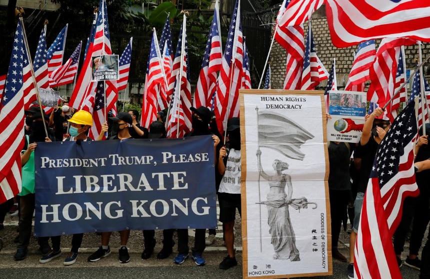 Протести у Гонконзі: мітингувальники звернулися до Трампа із закликом допомогти
