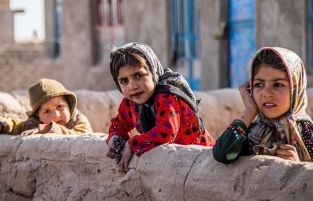 За 2018 рік у зоні конфліктів у світі народилися 29 млн дітей — Юнісеф