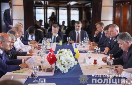 Україна і Туреччина домовляються взаємно визнати водійські посвідчення