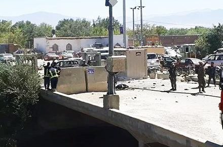 В Афганістані на мітингу за участі президента Гані стався вибух, 24 загиблих