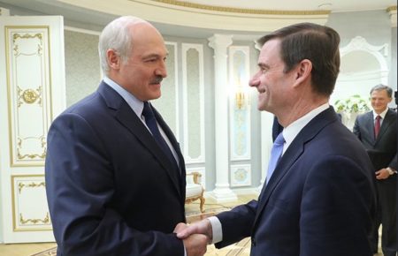 Лукашенко про зустріч із заступником глави Держдепу: «Нарешті США звернули увагу на Білорусь»