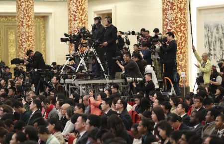 У Китаї журналісти і редактори пройдуть тестування на знання комуністичної ідеології