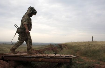 Доба на Донбасі: загинув один військовий, ще один — дістав поранення