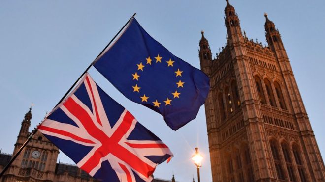 Парламент в Британії вперше за 37 роки збереться у суботу заради розгляду угоди про Брексіт