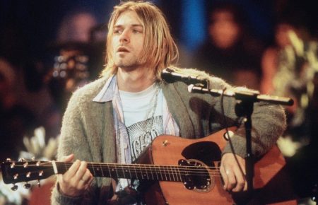 Кардиган лідера гурту Nirvana Курта Кобейна продали на ауціоні за $334 тисячі