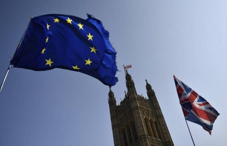 У Європарламенті підтримали відтермінування Brexit на 3 місяці
