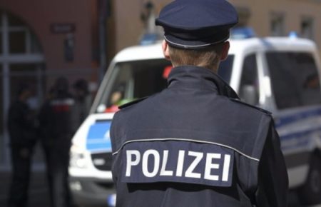 Стрілянина біля синагоги у Німеччині: одного з нападників затримали (оновлено)