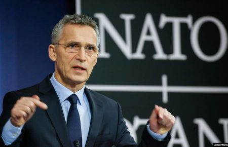 НАТО розвиватиме взаємодію з Україною у сфері ВМС, — Столтенберг