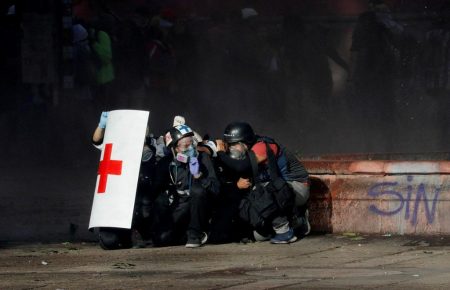У Чилі тривають масові протести попри оновлення низки міністрів