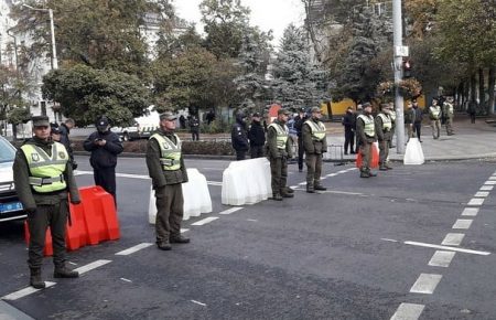 У Житомирі Соборний майдан оточили поліція і Нацгвардія — чекають Лукашенка та Зеленського (фото)