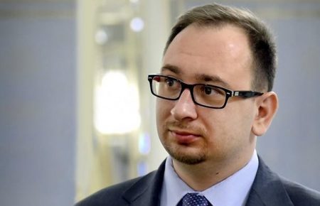 Росія поки не може віддати Україні захоплені військові катери через техстан — адвокат