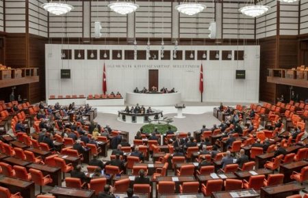 Парламент Туреччини заявив про продовження військового мандату на операції у Сирії та Іраку на рік
